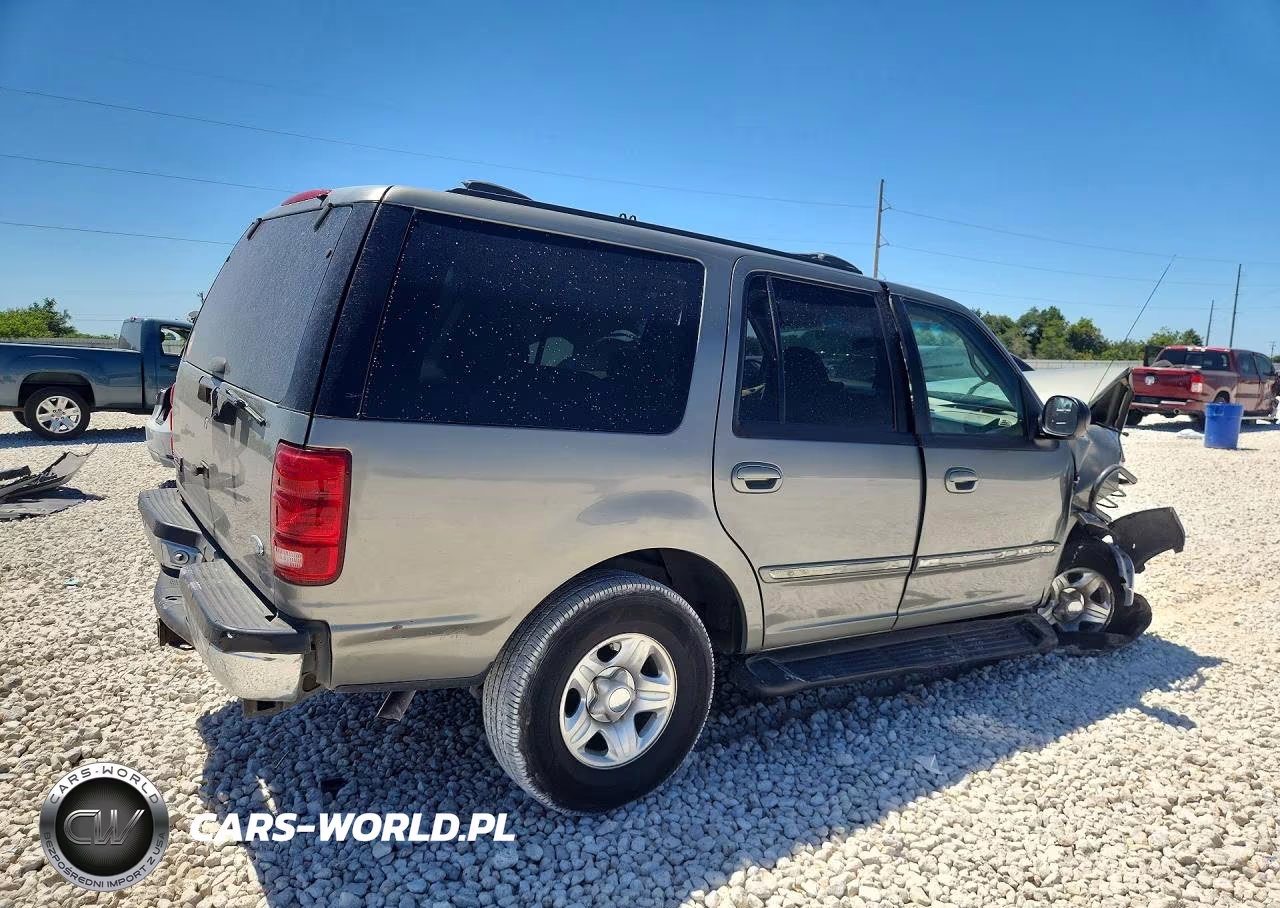 1999 Ford Expedition VIN:1FMPU18L2XLB93148 - 3