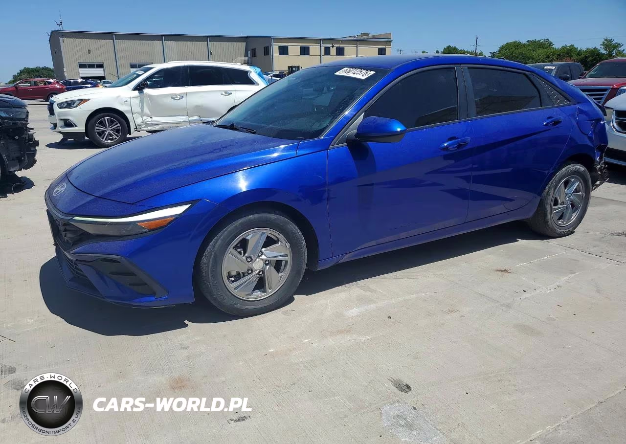2024 Hyundai Elantra Se VIN:KMHLL4DGXRU790640 - 1