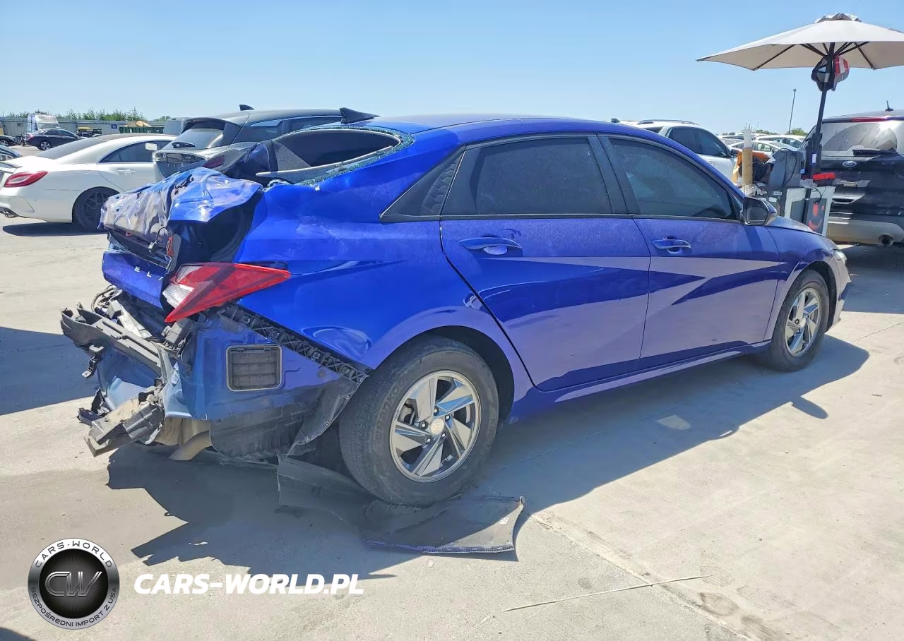 2024 Hyundai Elantra Se VIN:KMHLL4DGXRU790640 - 3