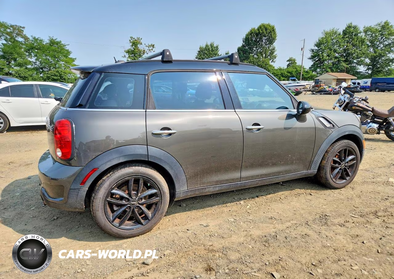 2014 Mini Cooper S Countryman VIN:WMWZC3C56EWP28057 - 3