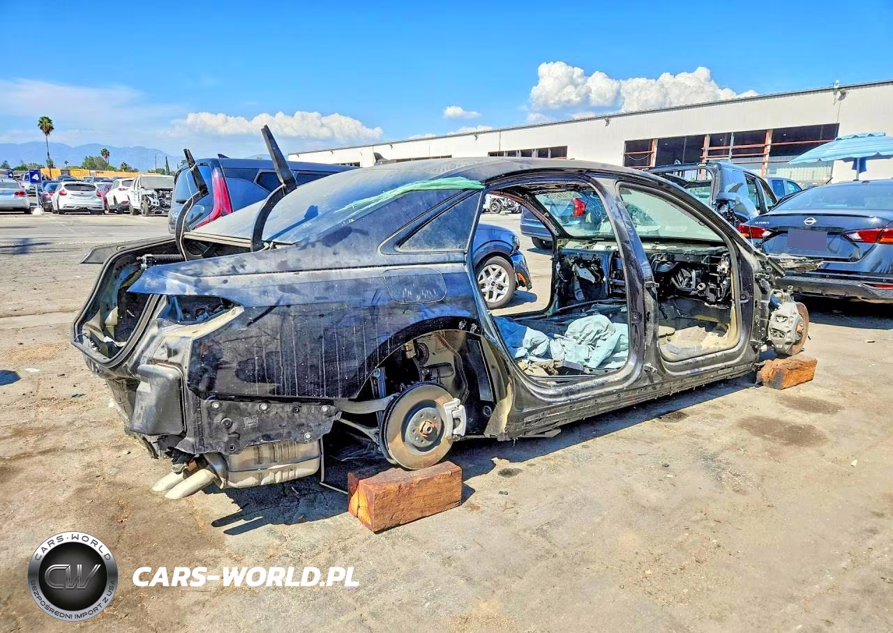2024 Audi A8 L VIN:WAULDAF83RN003850 - 3