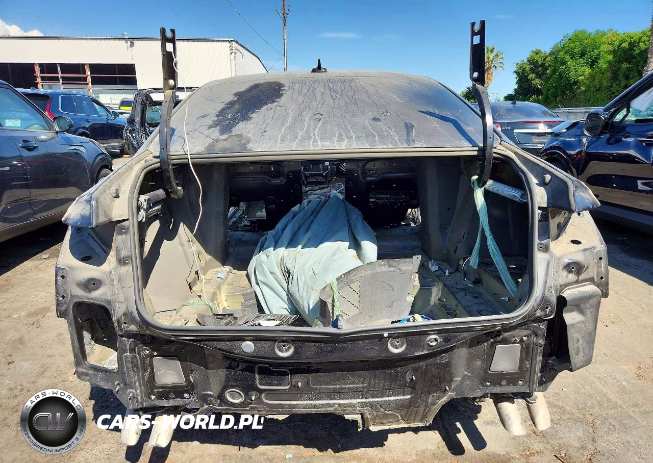 2024 Audi A8 L VIN:WAULDAF83RN003850 - 6