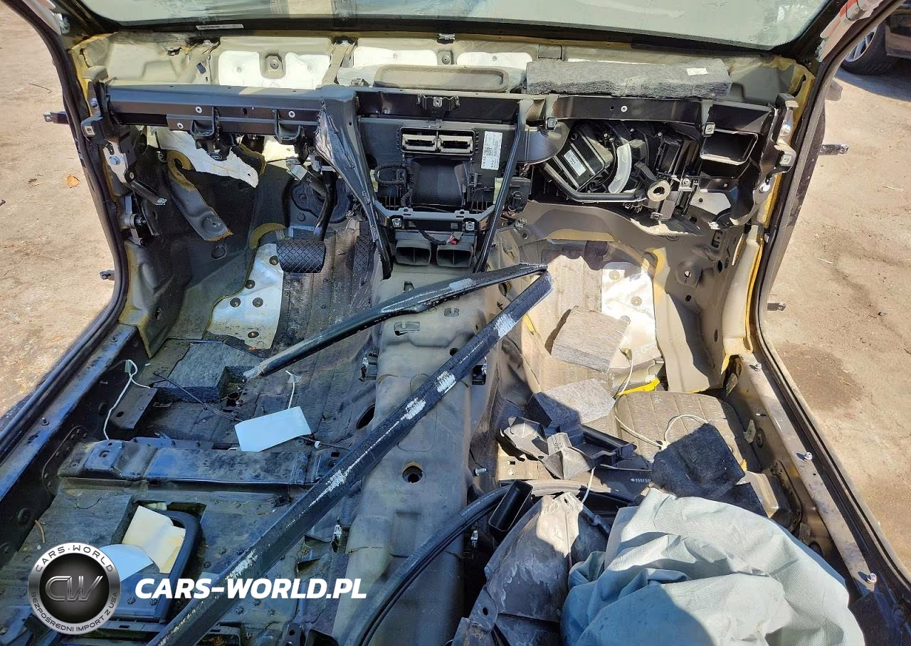 2024 Audi A8 L VIN:WAULDAF83RN003850 - 8