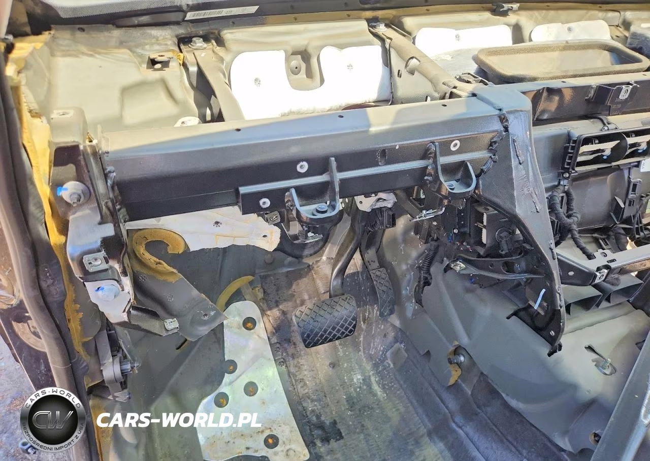 2024 Audi A8 L VIN:WAULDAF83RN003850 - 9