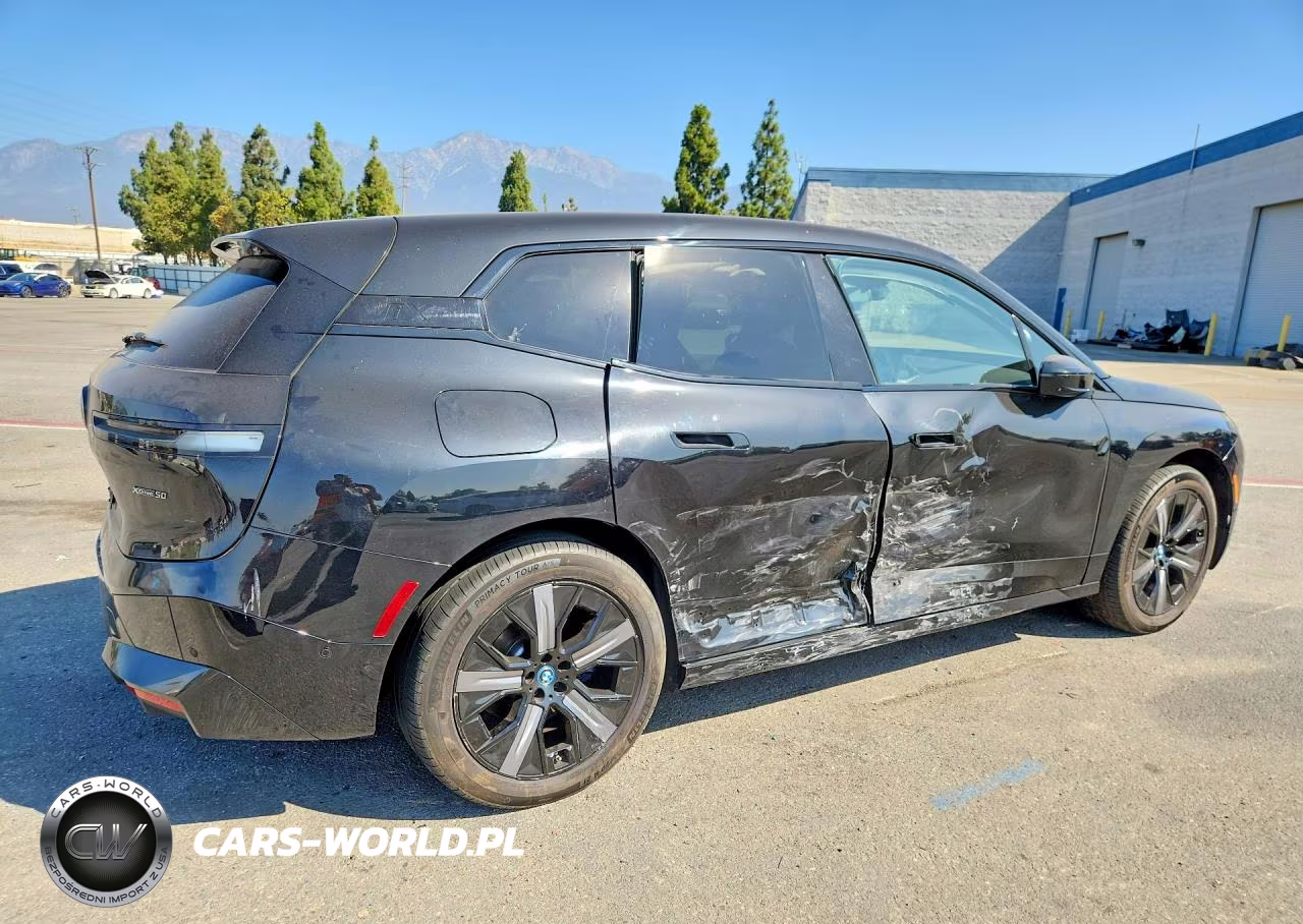 2024 BMW Ix xDrive50 VIN:WB523CF03RCR52765 - 3