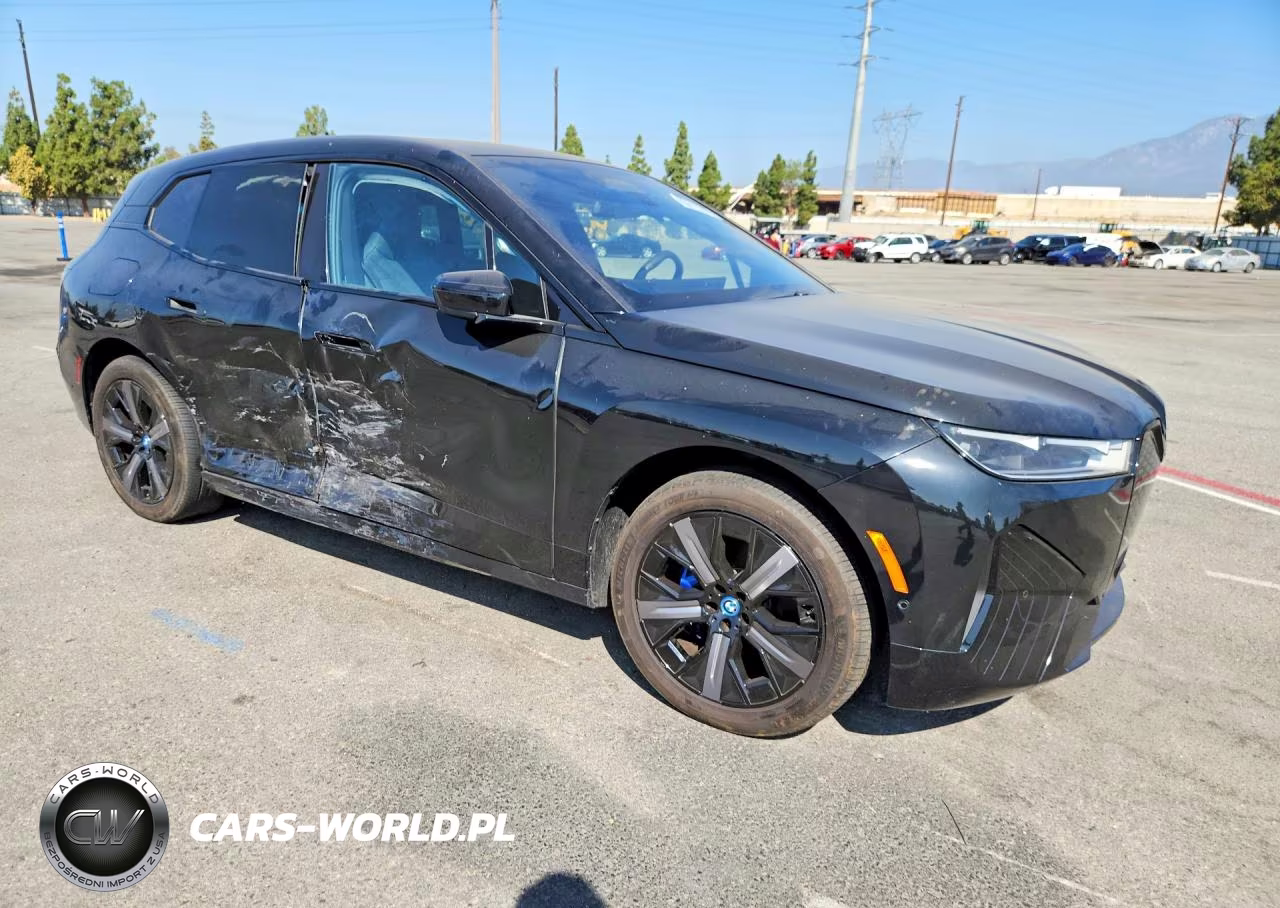 2024 BMW Ix xDrive50 VIN:WB523CF03RCR52765 - 4