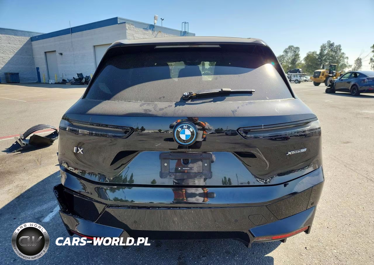 2024 BMW Ix xDrive50 VIN:WB523CF03RCR52765 - 6