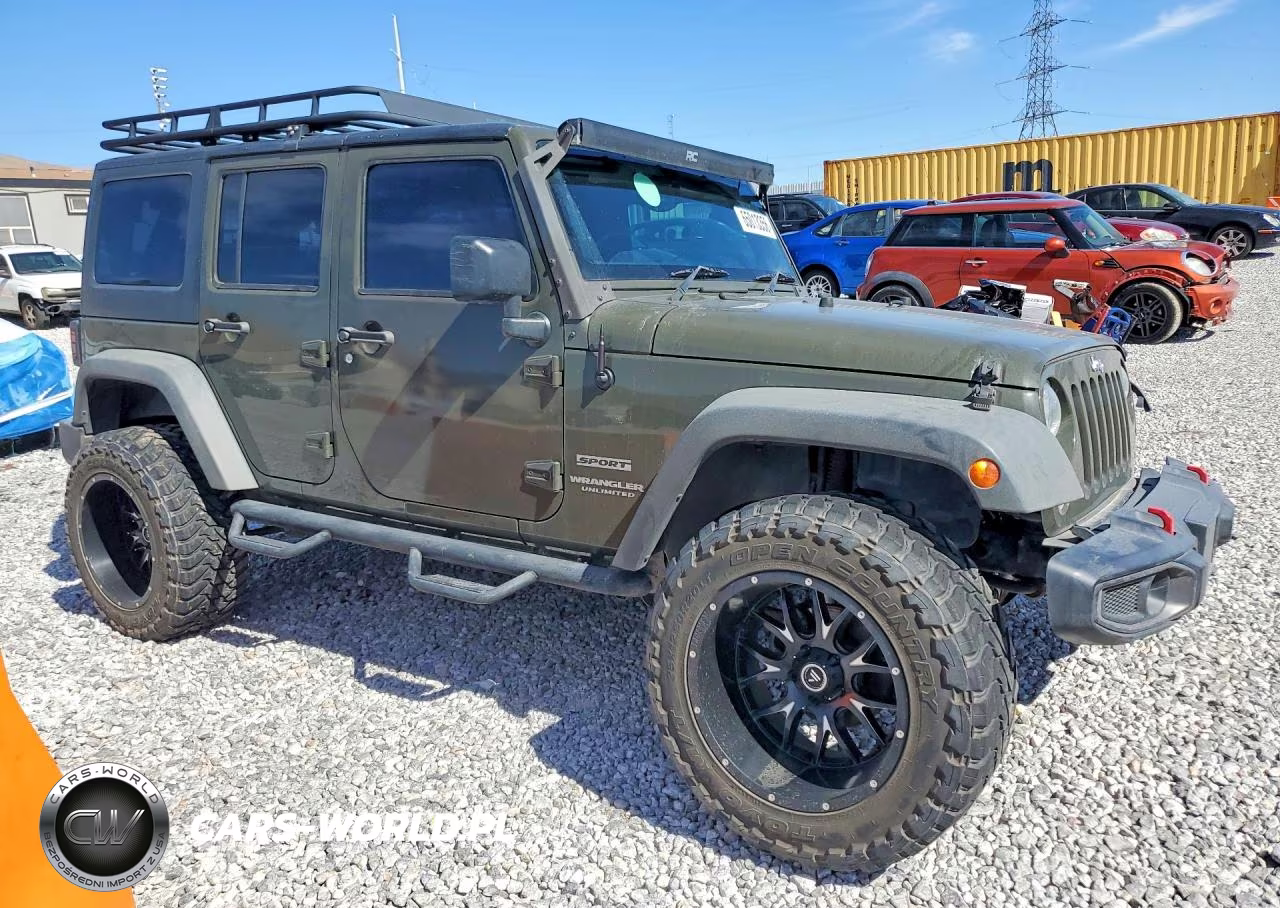 2016 Jeep Wrangler Unlimited Sport VIN:1C4BJWKG5GL156871 - 4