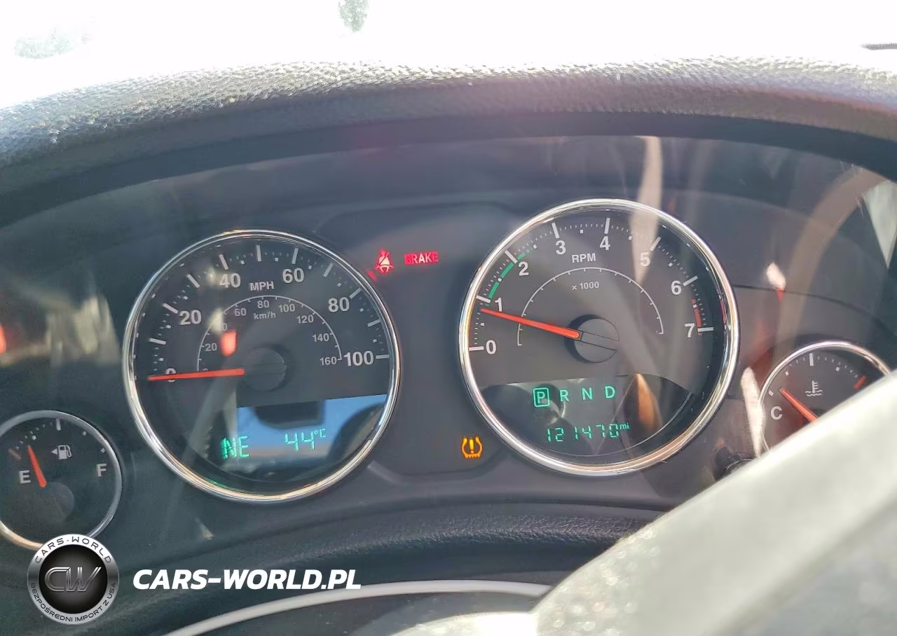 2016 Jeep Wrangler Unlimited Sport VIN:1C4BJWKG5GL156871 - 9
