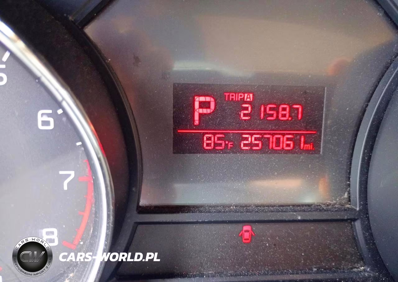 2017 Kia Sedona L VIN:KNDMA5C19H6291686 - 8