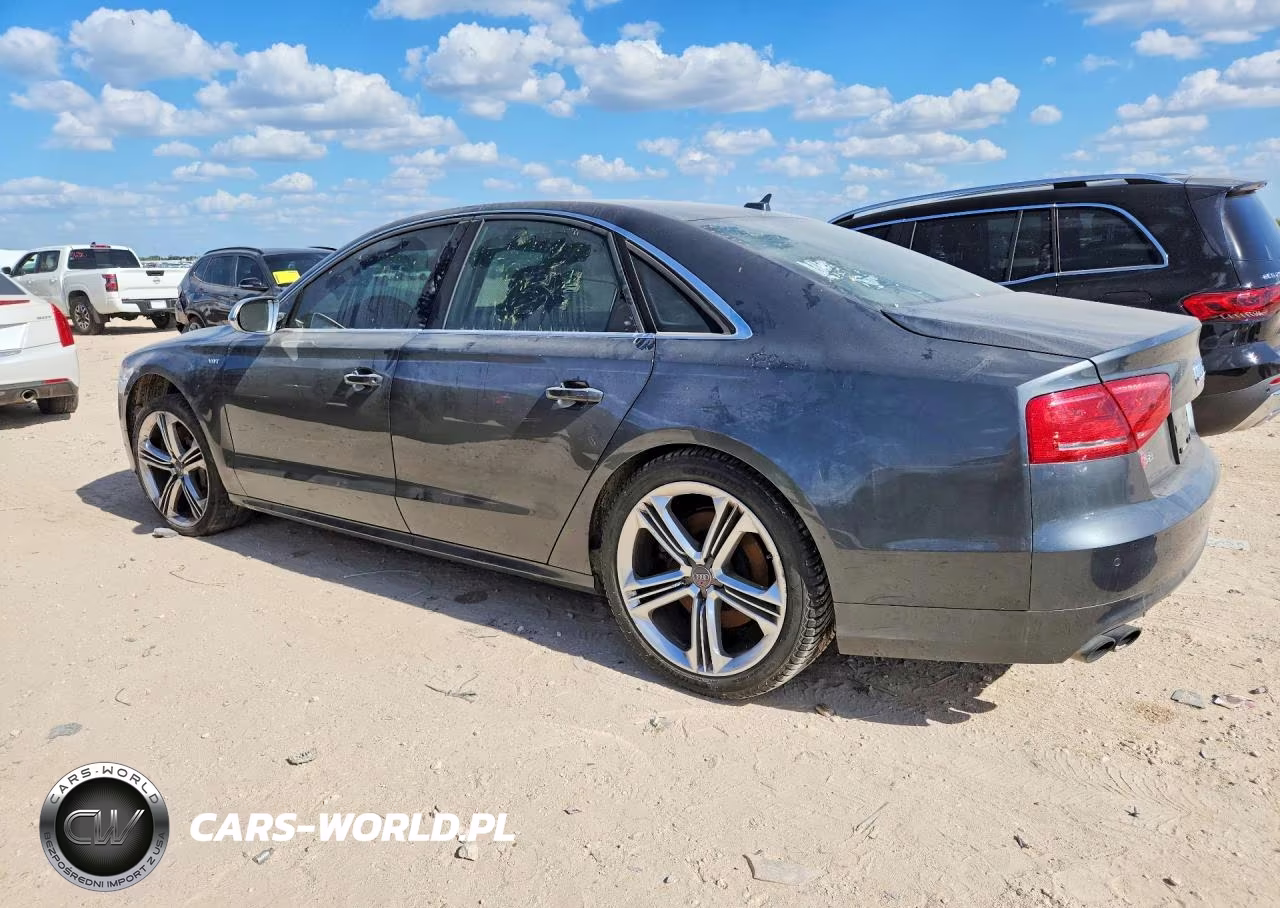 2014 Audi S8 Quattro VIN:WAUD2AFD2EN005686 - 2