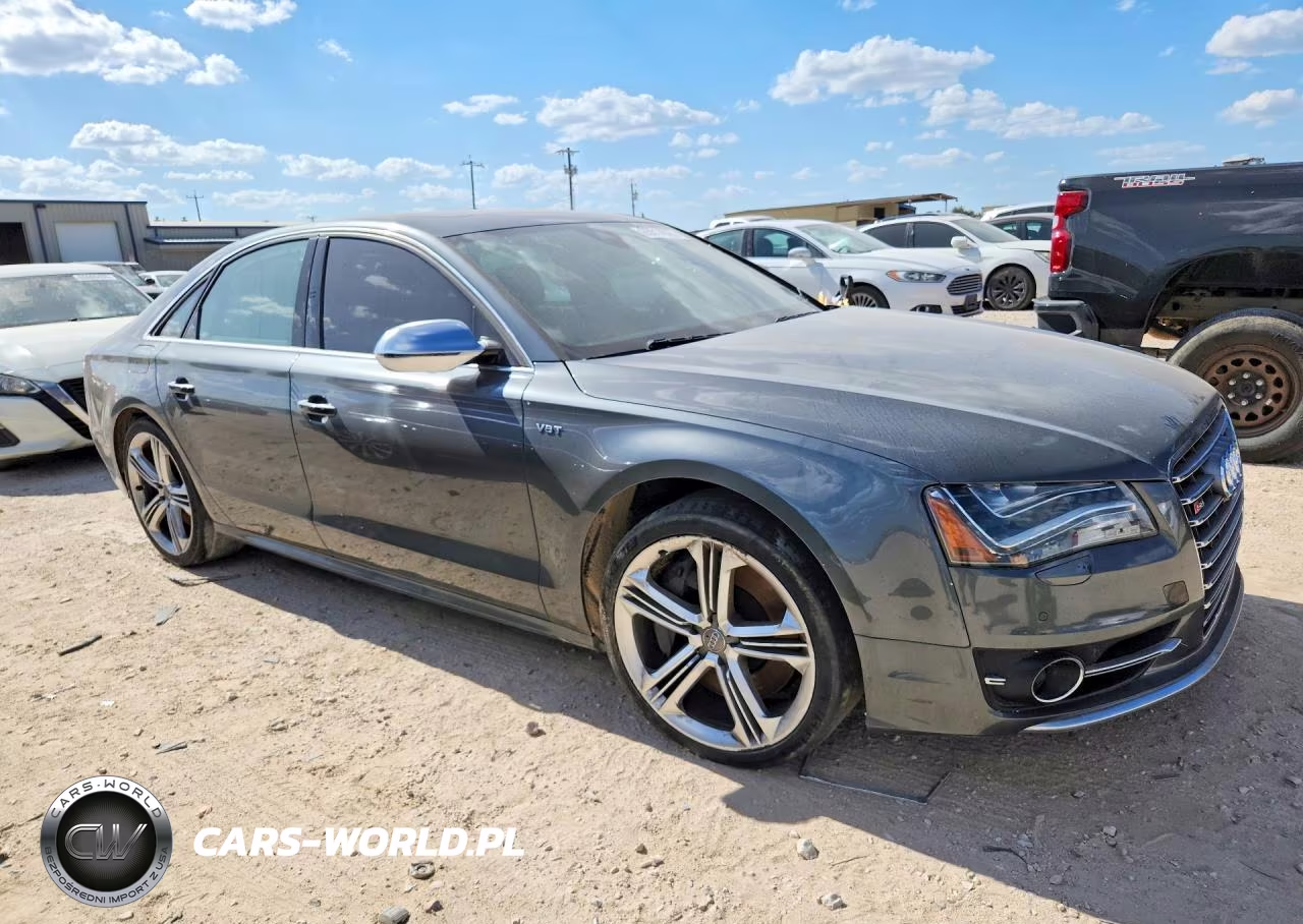 2014 Audi S8 Quattro VIN:WAUD2AFD2EN005686 - 4