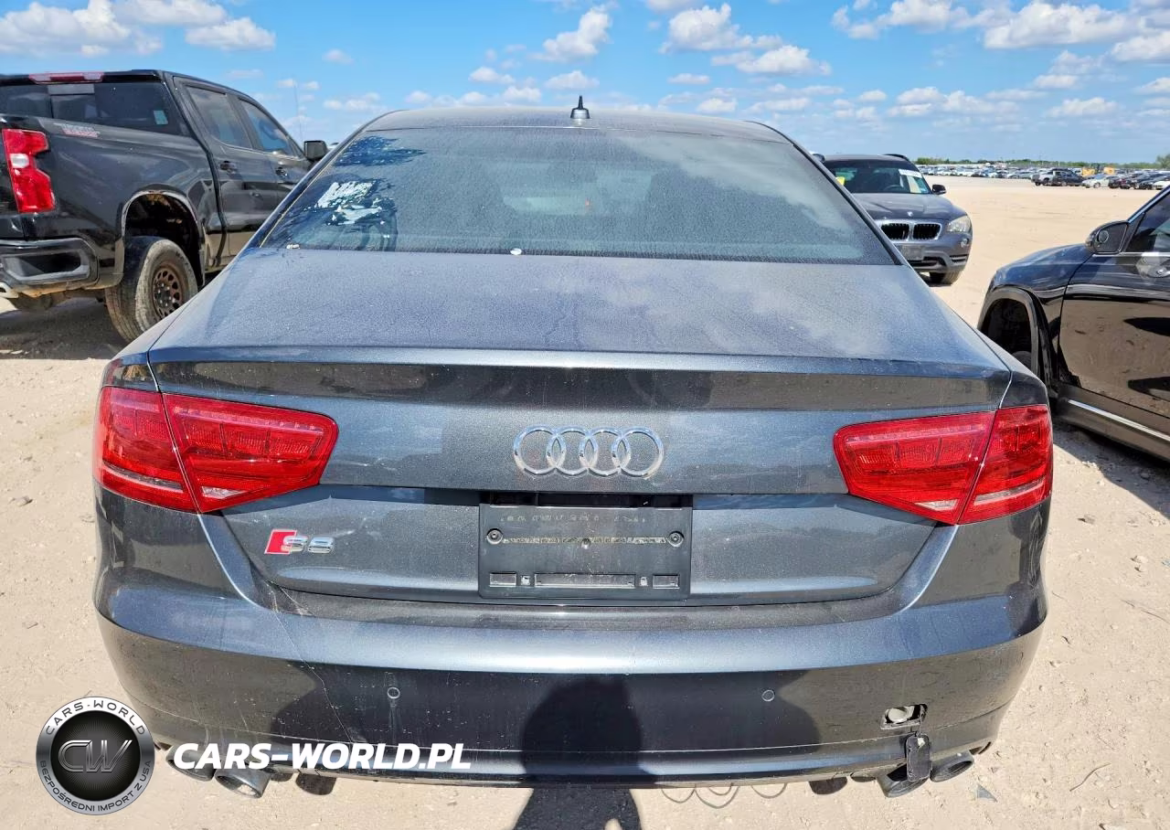 2014 Audi S8 Quattro VIN:WAUD2AFD2EN005686 - 6