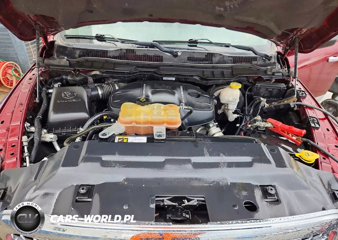 2018 Ram 1500 Laramie VIN:1C6RR7NM7JS292468 - 11