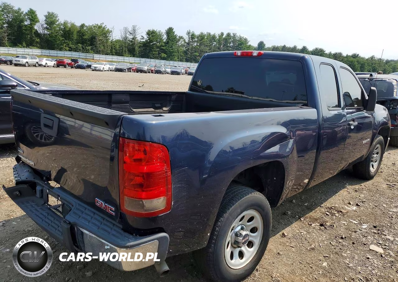 2011 GMC Sierra C1500 VIN:1GTR1TEA5BZ246175 - 3
