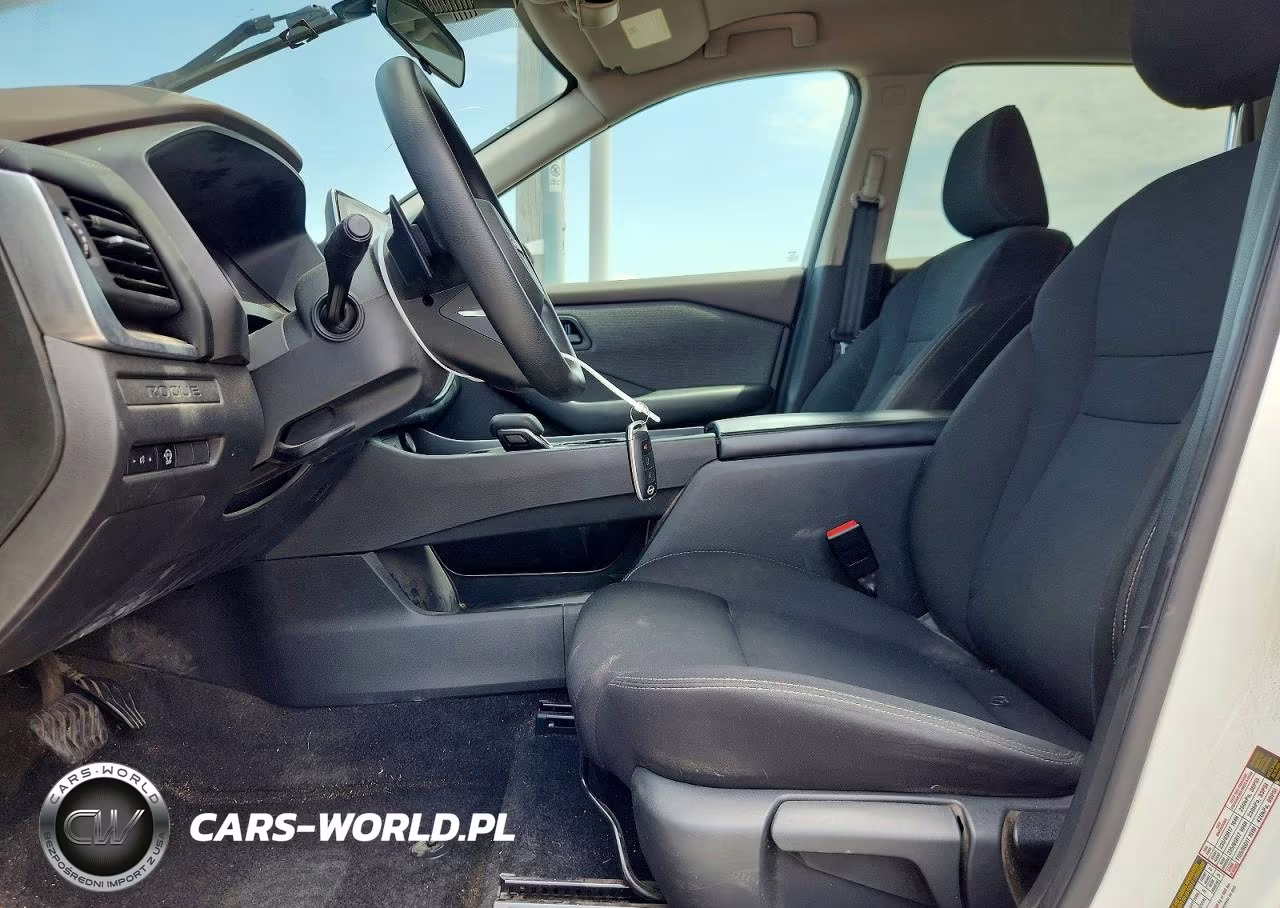 2023 Nissan Rogue S VIN:5N1BT3AAXPC823032 - 7