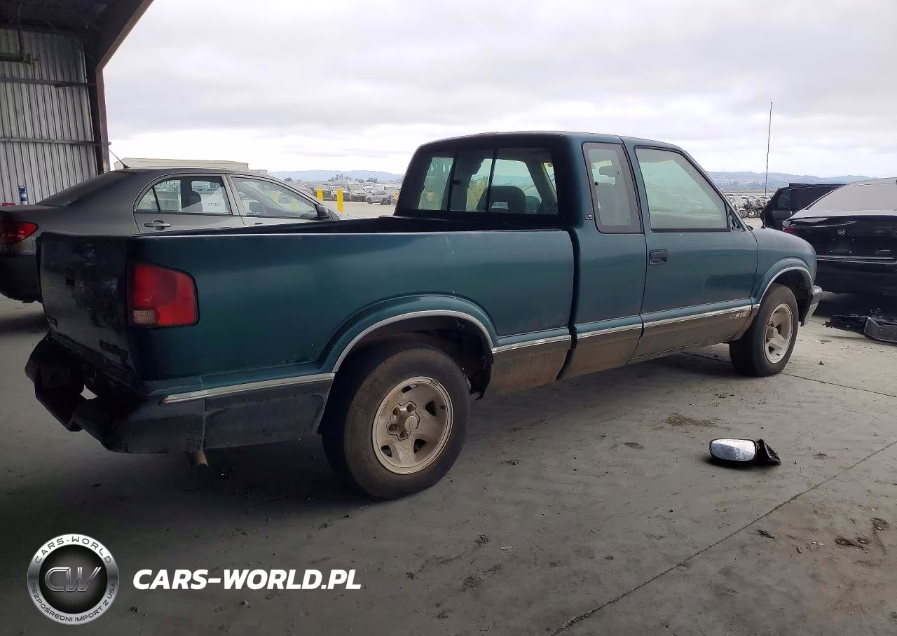 1997 Chevrolet S Truck S10 VIN:1GCCS1943V8103764 - 3