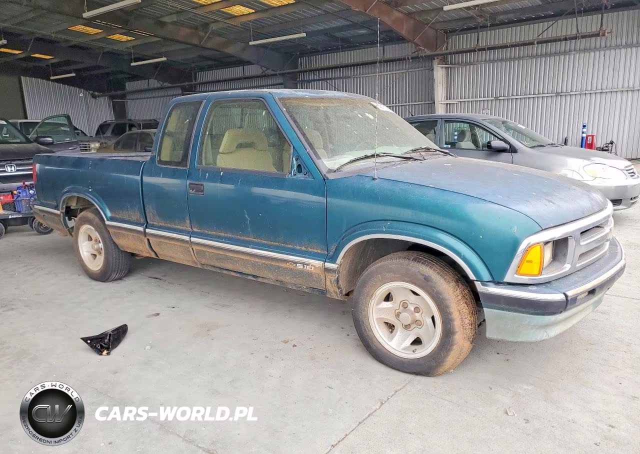 1997 Chevrolet S Truck S10 VIN:1GCCS1943V8103764 - 4