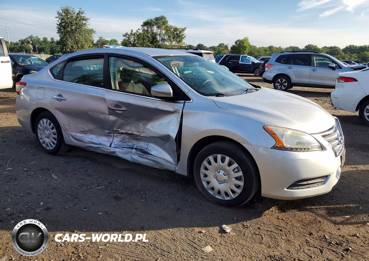2015 Nissan Sentra S VIN:3N1AB7AP1FY349527 - 4