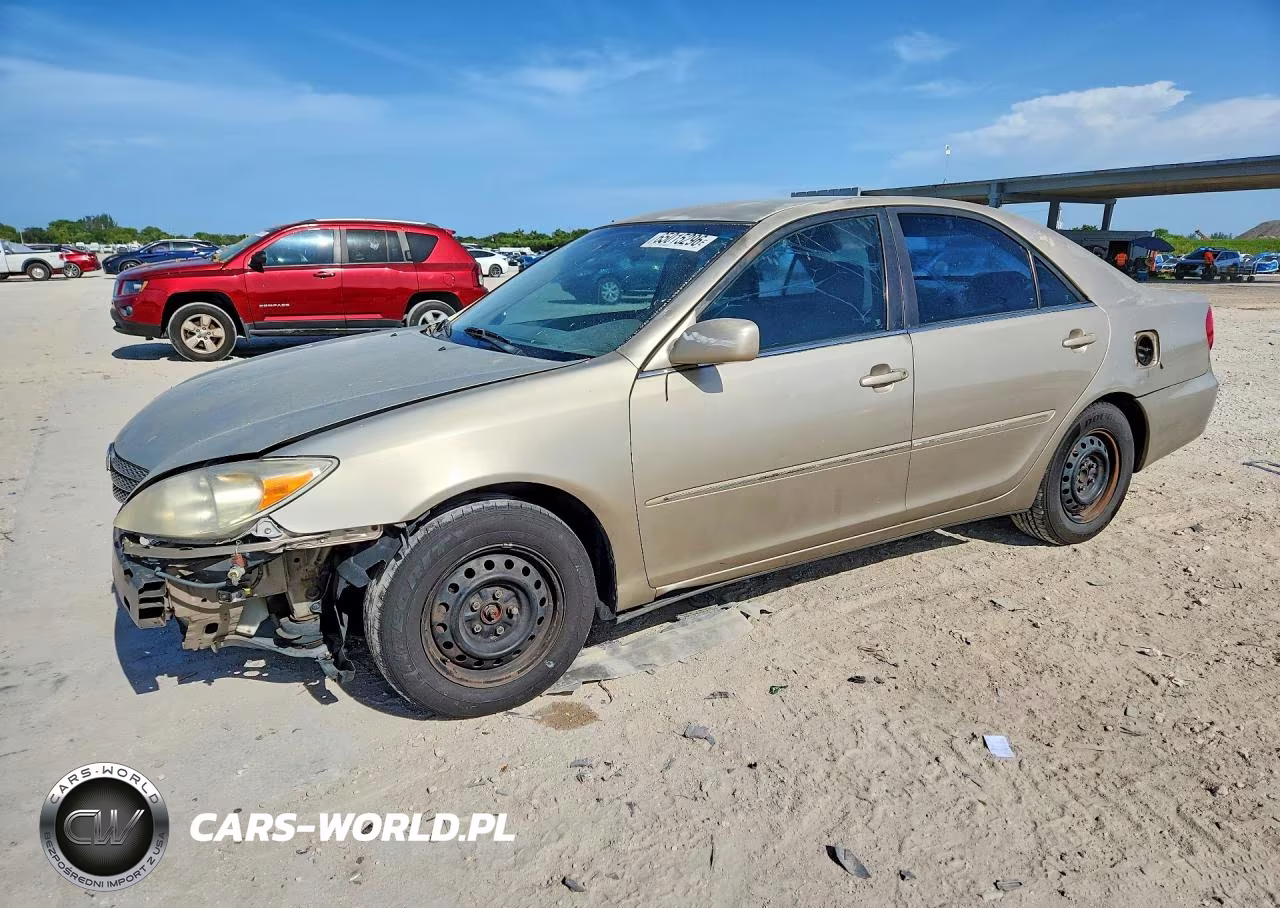2004 Toyota Camry Xle VIN:4T1BE32KX4U260670 - 1