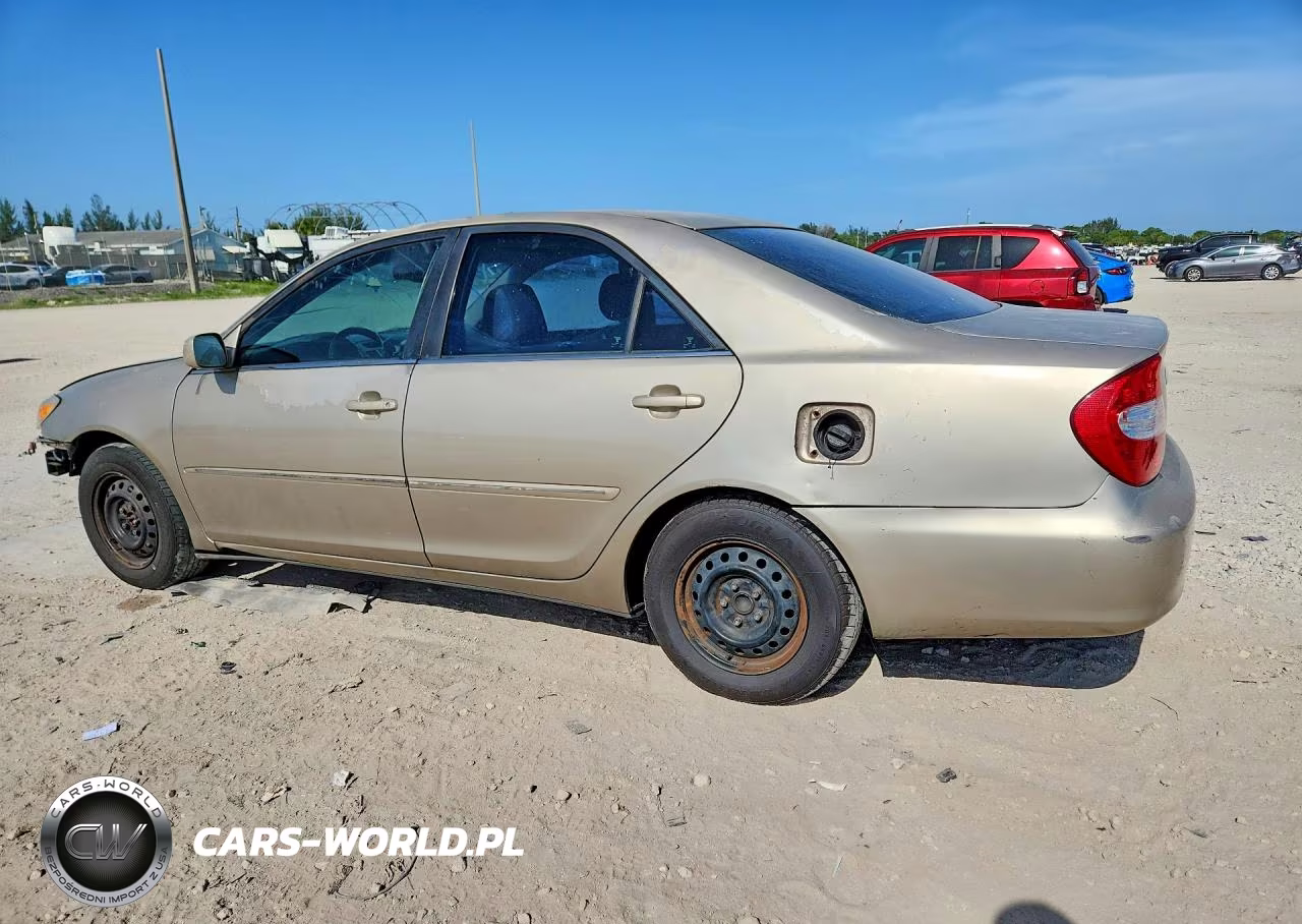 2004 Toyota Camry Xle VIN:4T1BE32KX4U260670 - 2
