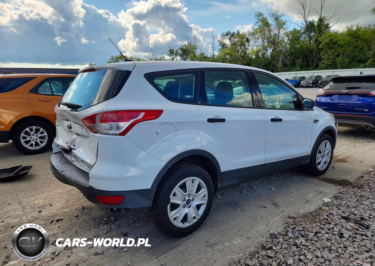 2013 Ford Escape S VIN:1FMCU0F71DUD50320 - 3