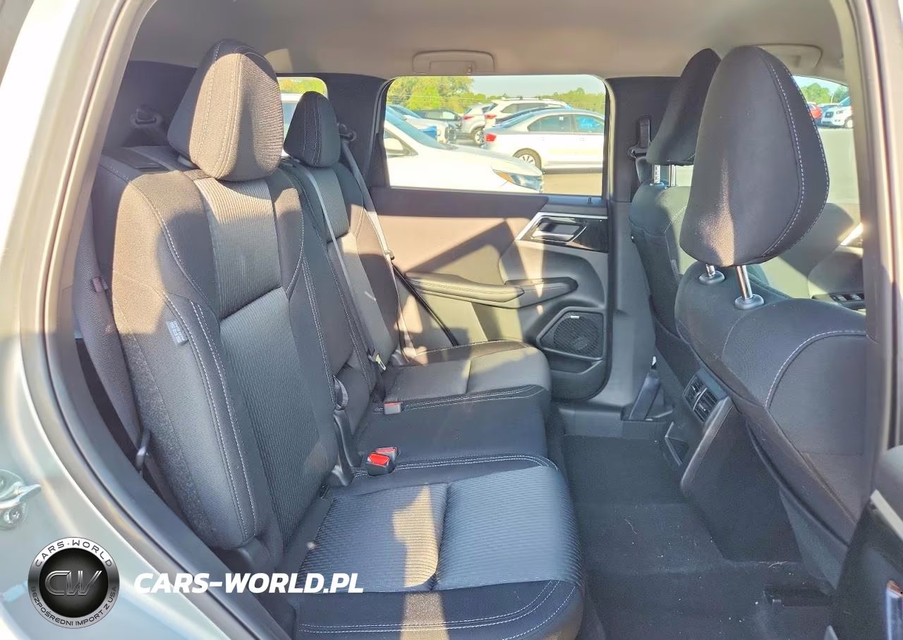 2025 Mitsubishi Outlander Es VIN:JA4J3UA87SZ026370 - 11