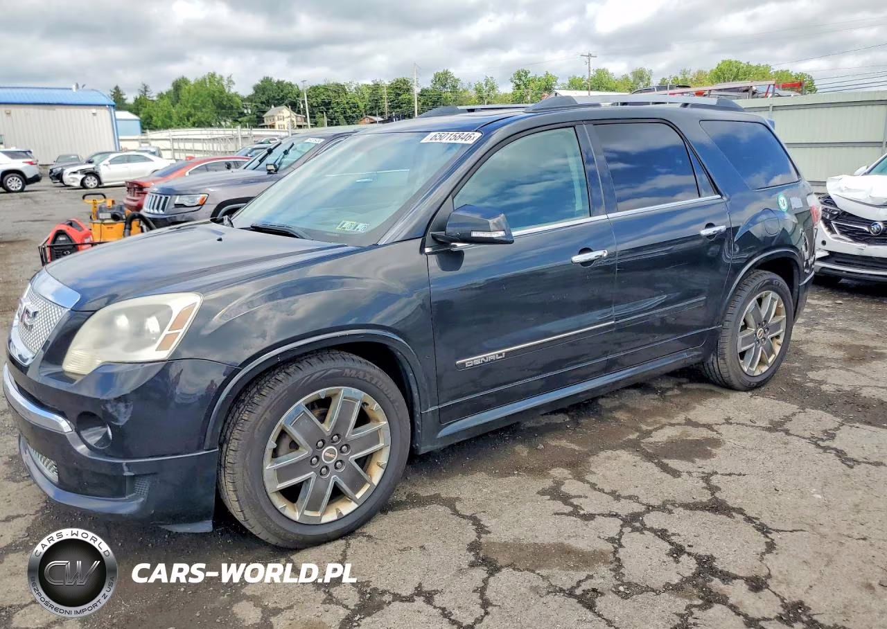 2011 GMC Acadia Denali