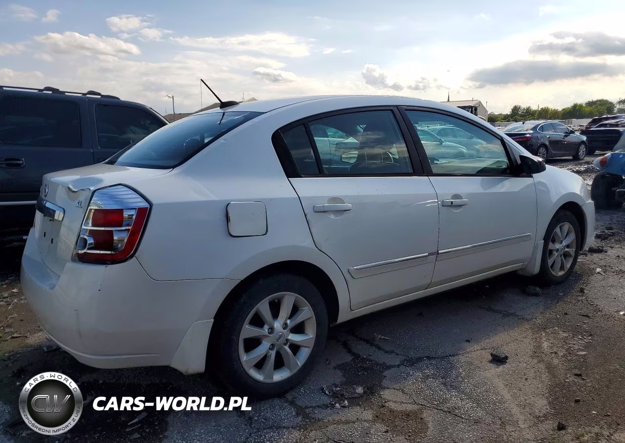 2010 Nissan Sentra 2.0 VIN:3N1AB6AP5AL715862 - 3