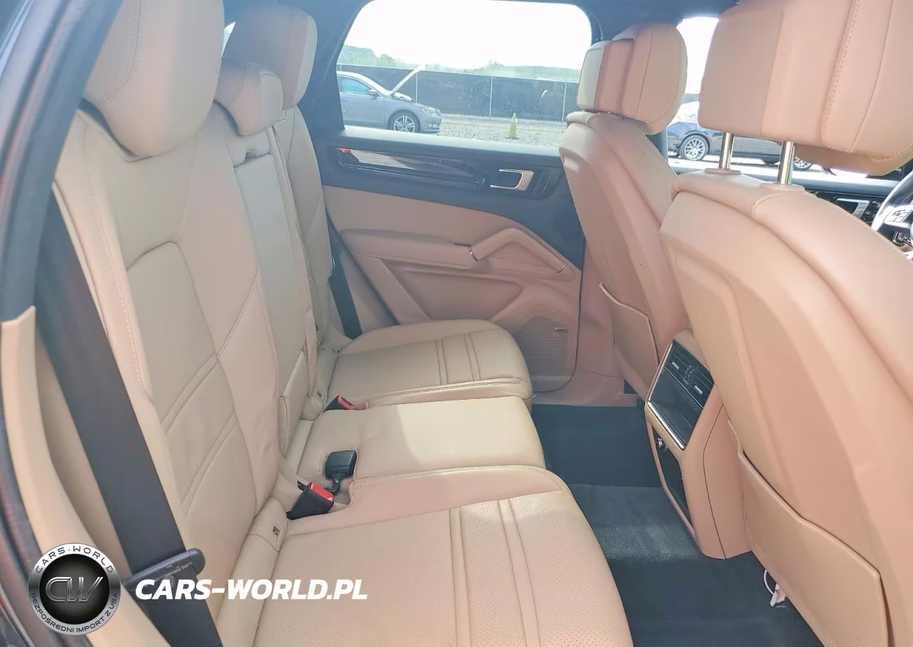 2021 Porsche Cayenne VIN:WP1AA2AY1MDA01575 - 10