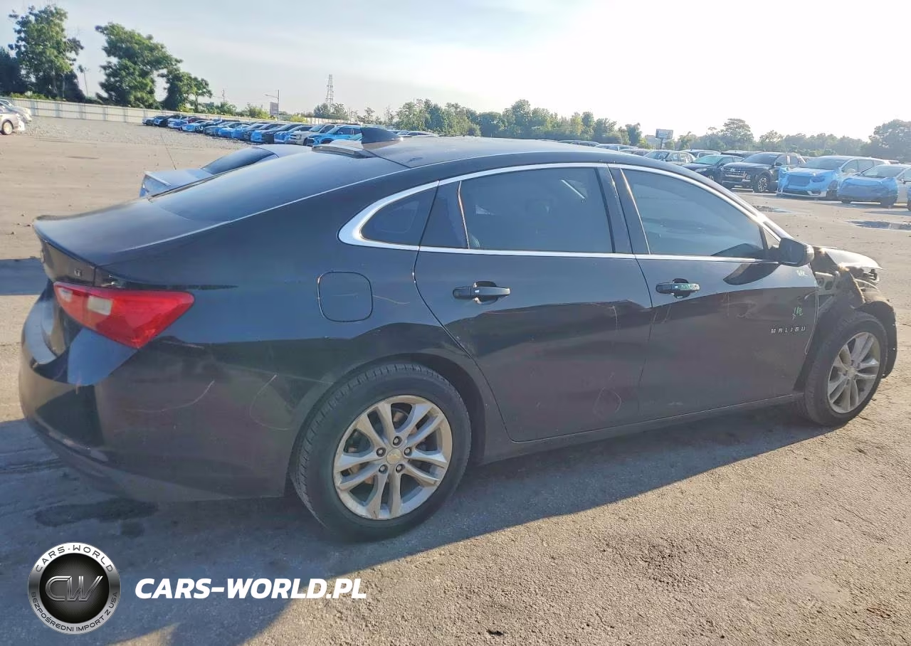 2017 Chevrolet Malibu Lt VIN:1G1ZE5ST6HF124482 - 3