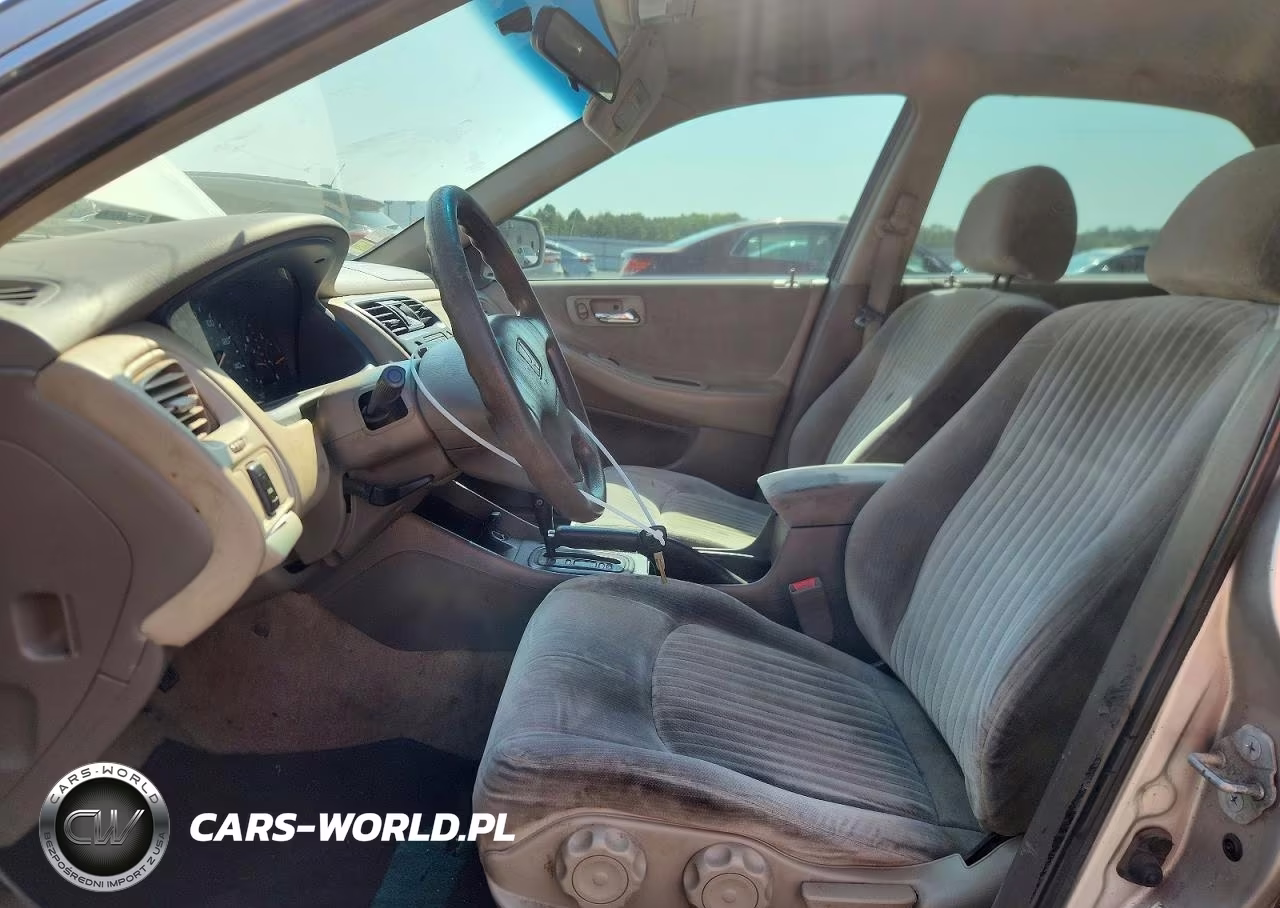1998 Honda Accord Lx VIN:1HGCG5645WA256106 - 7