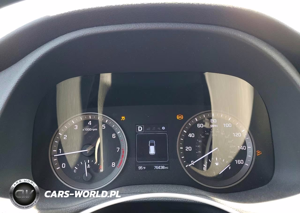 2016 Hyundai Tucson Se VIN:KM8J23A43GU135540 - 9