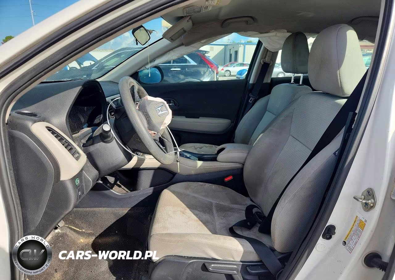 2019 Honda Hr-V Lx VIN:3CZRU5H38KM720843 - 7