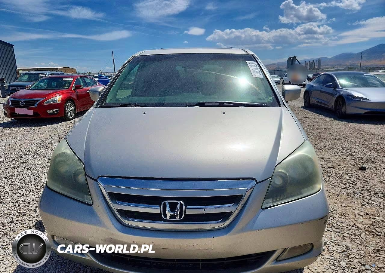 2007 Honda Odyssey Touring VIN:5FNRL38847B069568 - 5