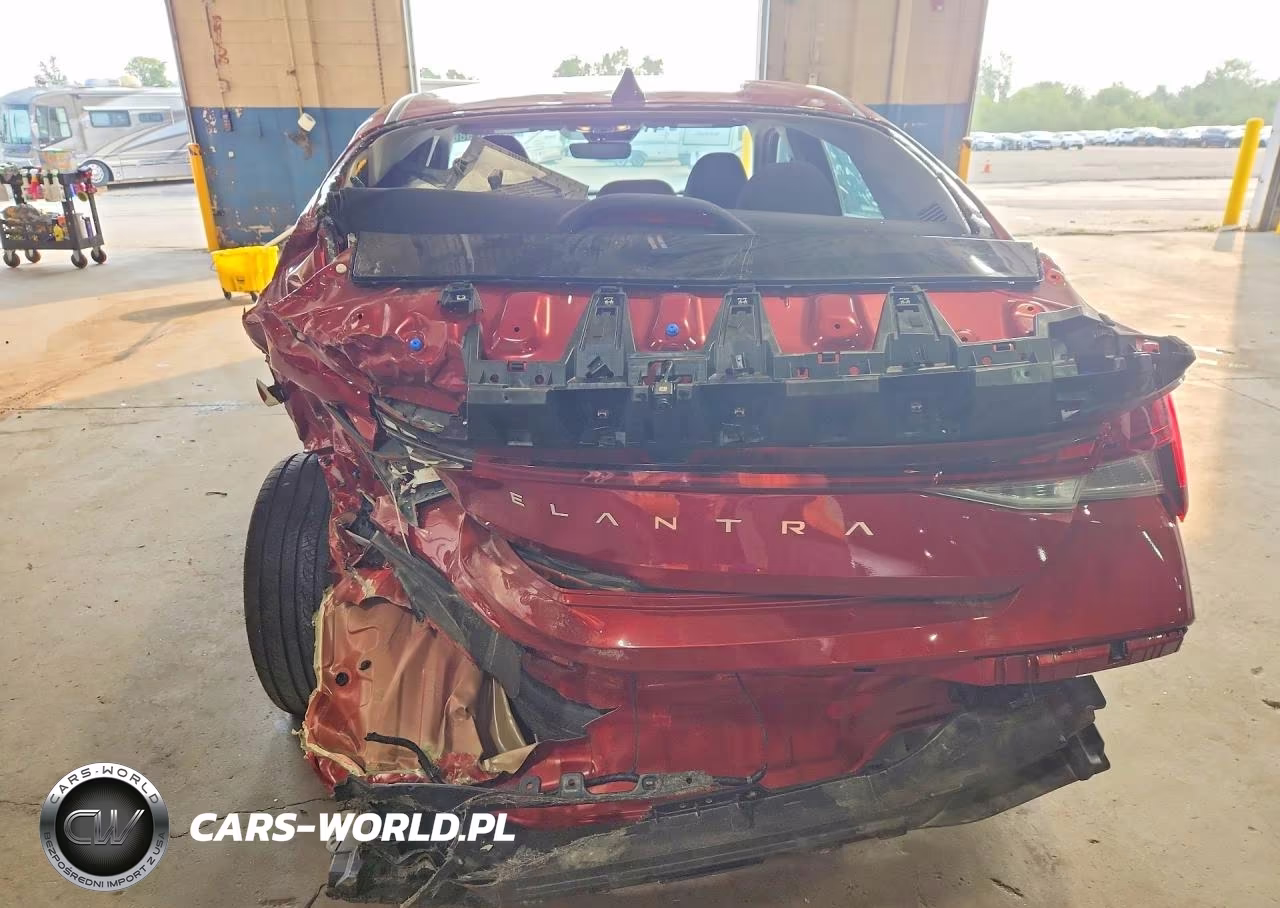2025 Hyundai Elantra Sel VIN:KMHLS4DG0SU972422 - 6