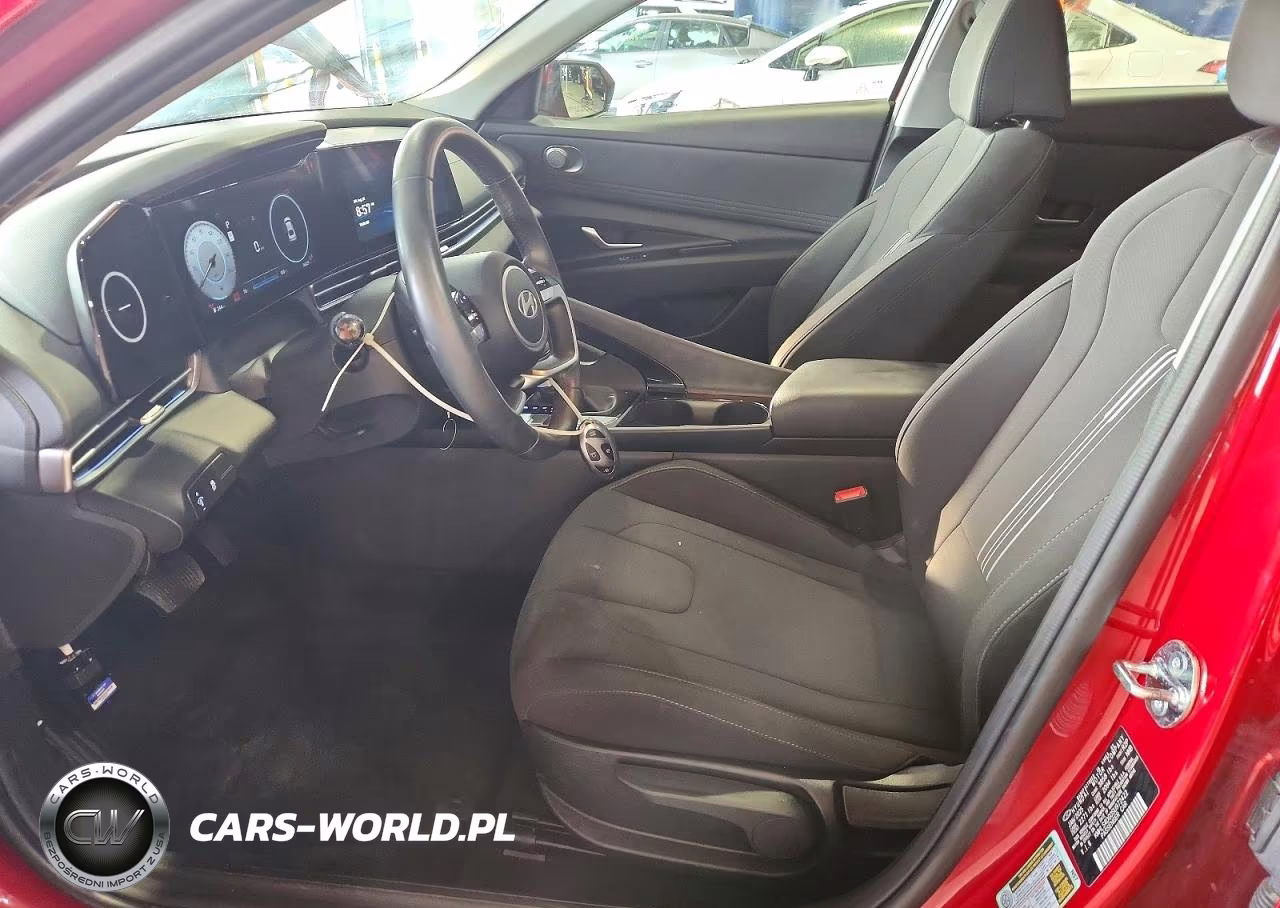 2025 Hyundai Elantra Sel VIN:KMHLS4DG0SU972422 - 7