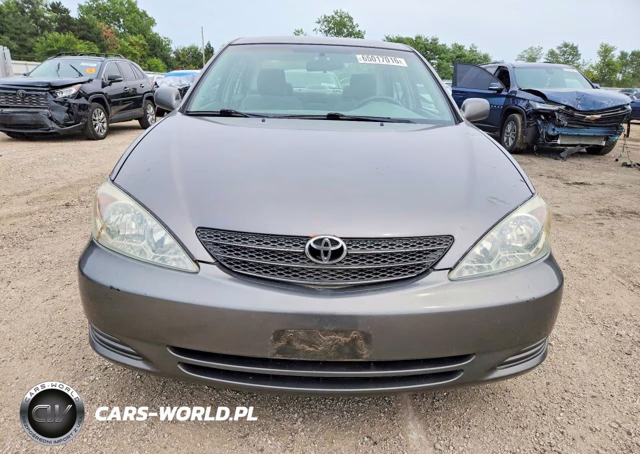 2004 Toyota Camry Le VIN:4T1BE30K14U859671 - 5