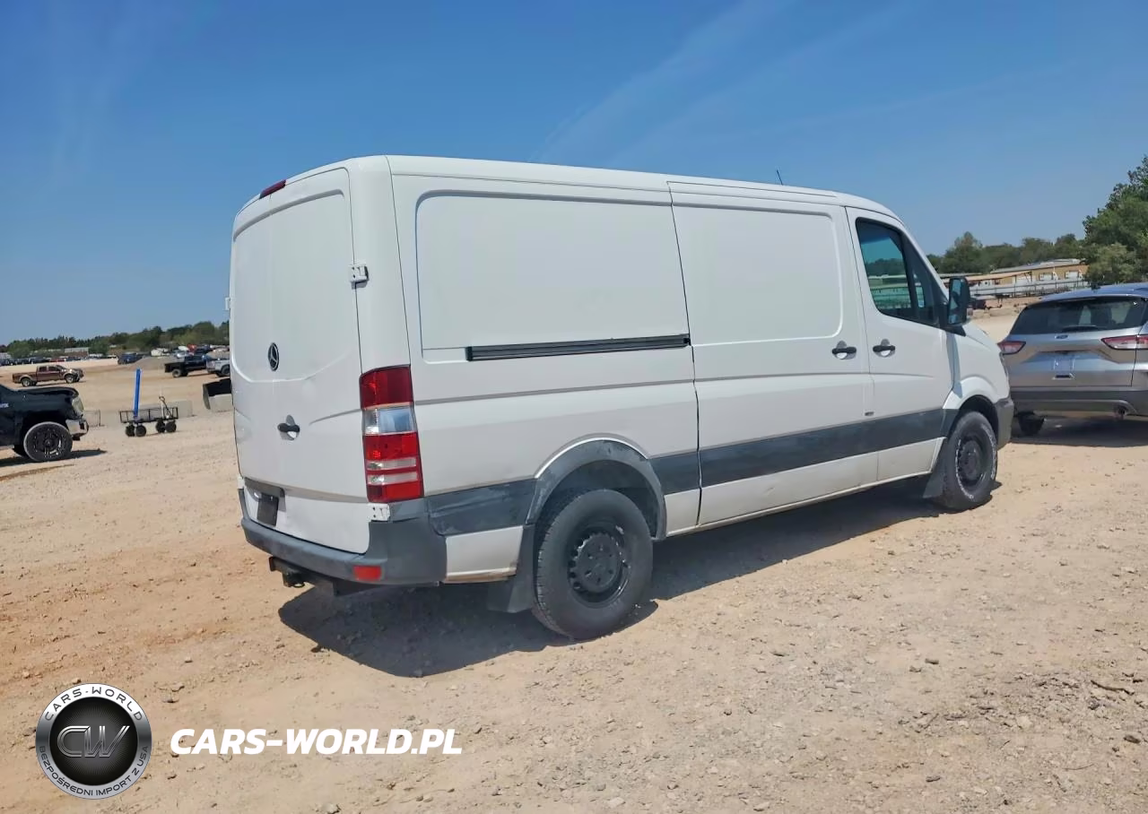 2016 Mercedes-Benz Sprinter 2500 VIN:WD3PE7DD3GP311407 - 3