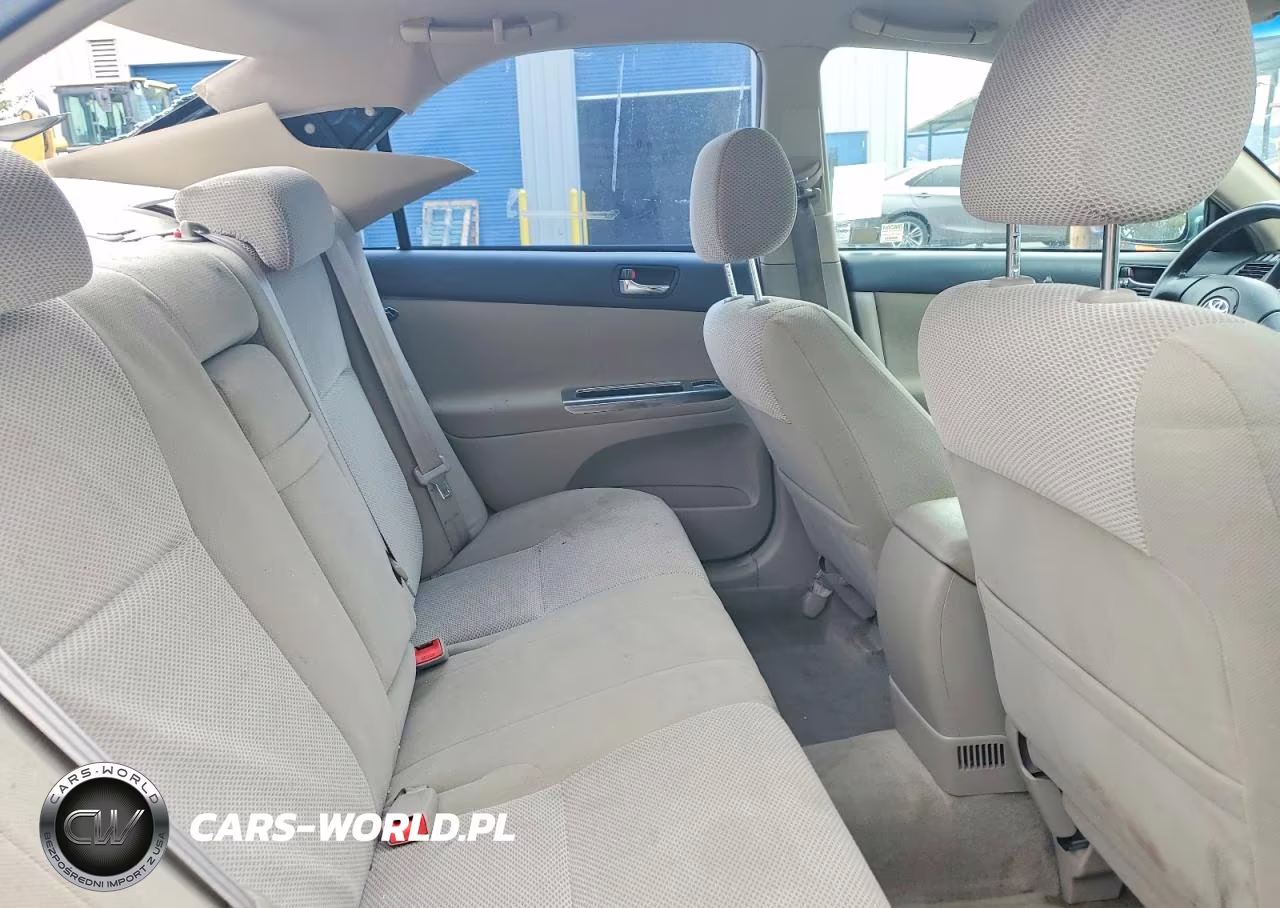 2002 Toyota Camry Se VIN:JTDBE32K820065465 - 10