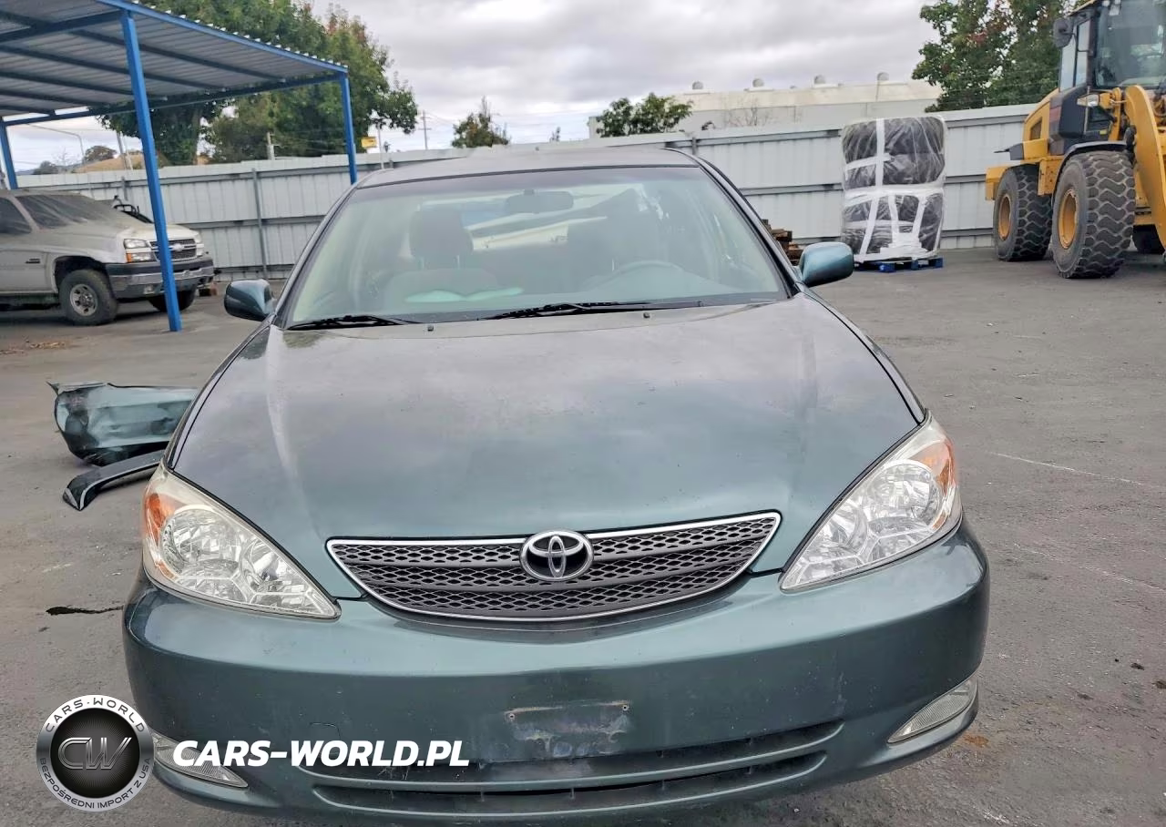 2002 Toyota Camry Se VIN:JTDBE32K820065465 - 5