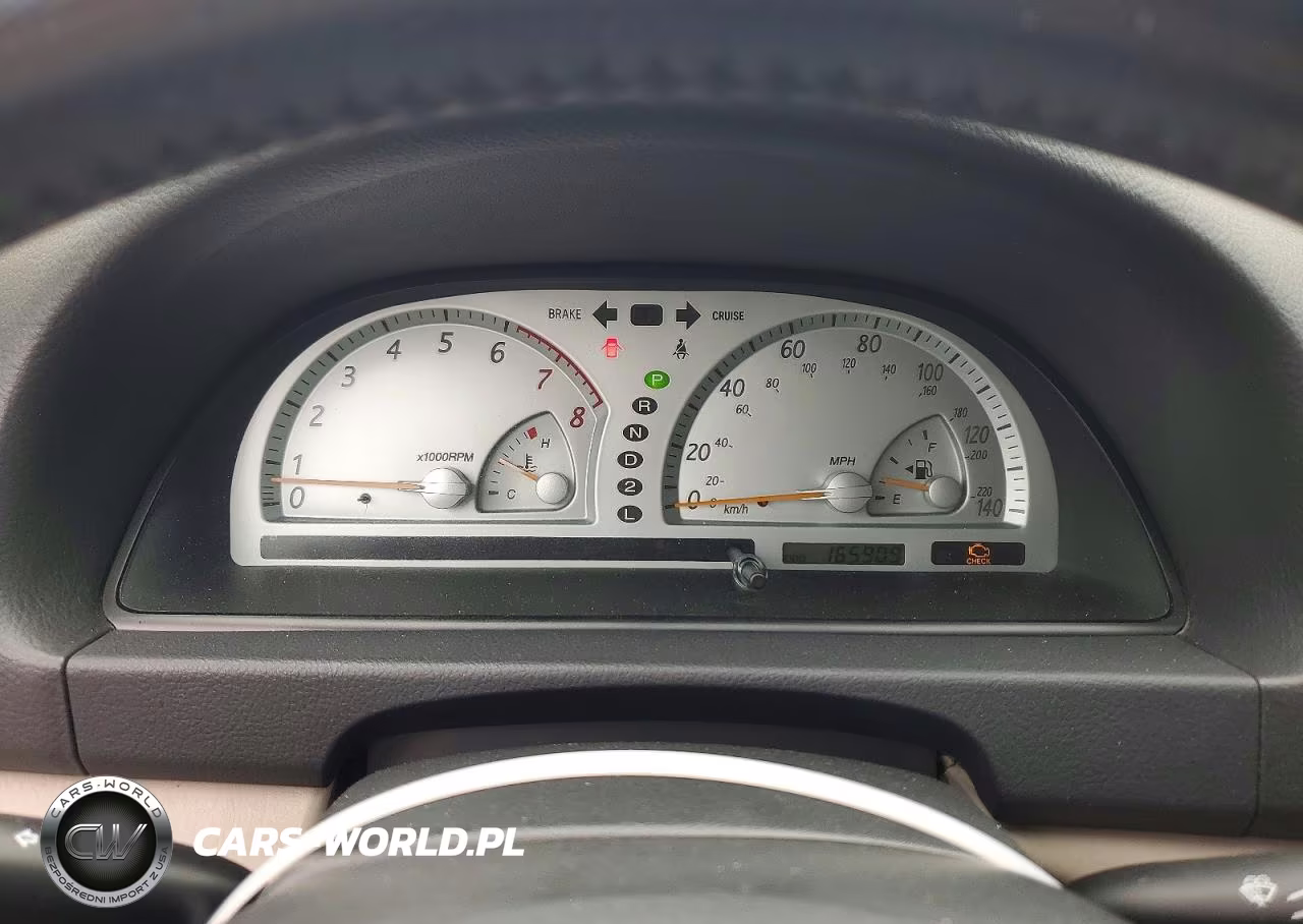 2002 Toyota Camry Se VIN:JTDBE32K820065465 - 9