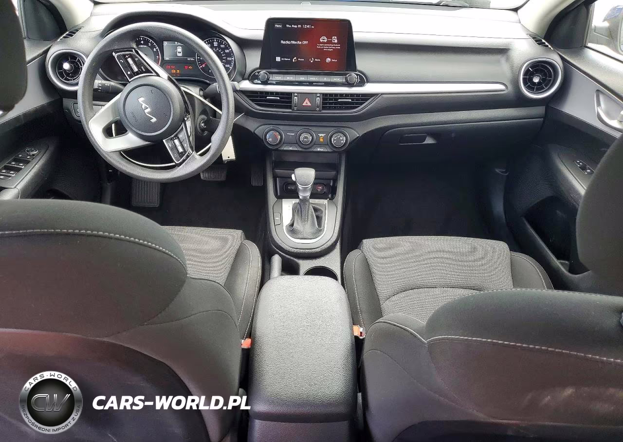 2024 Kia Forte Lxs VIN:3KPF24AD9RE805464 - 8