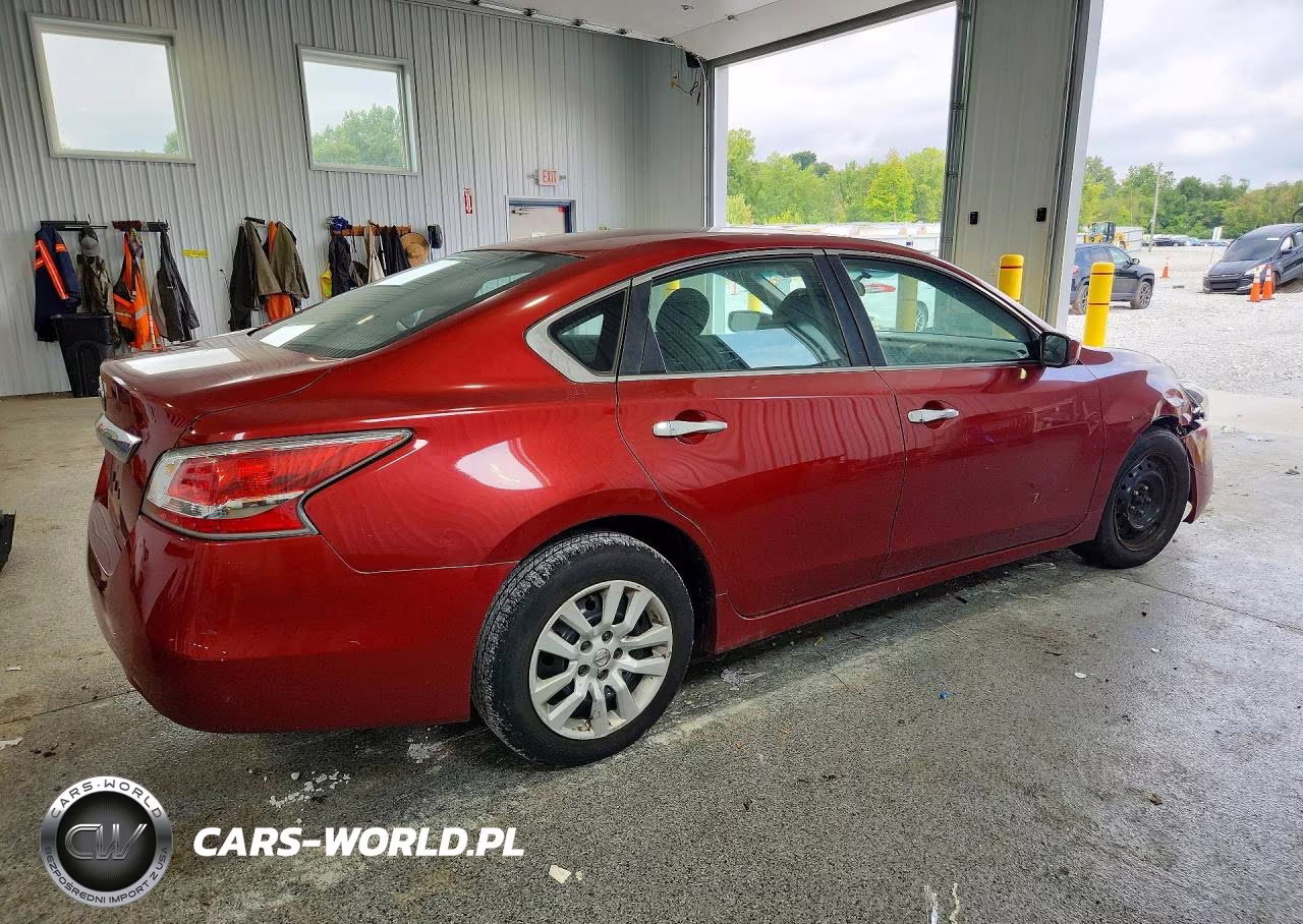 2015 Nissan Altima 2.5 VIN:1N4AL3AP6FC573104 - 3