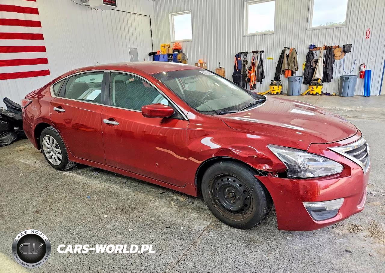 2015 Nissan Altima 2.5 VIN:1N4AL3AP6FC573104 - 4