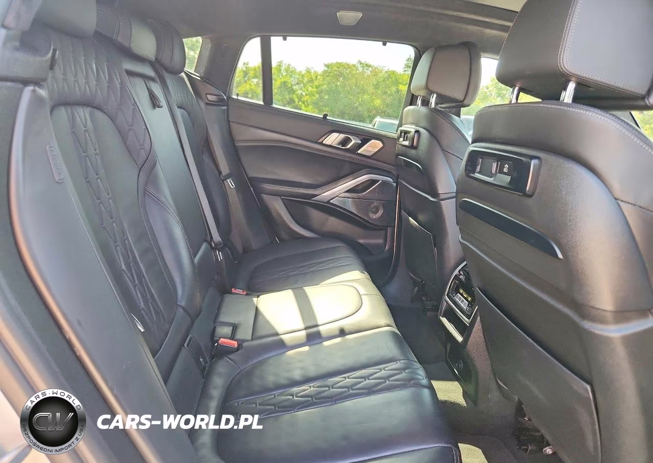 2021 BMW X6 M50I VIN:5UXCY8C09M9E99206 - 11