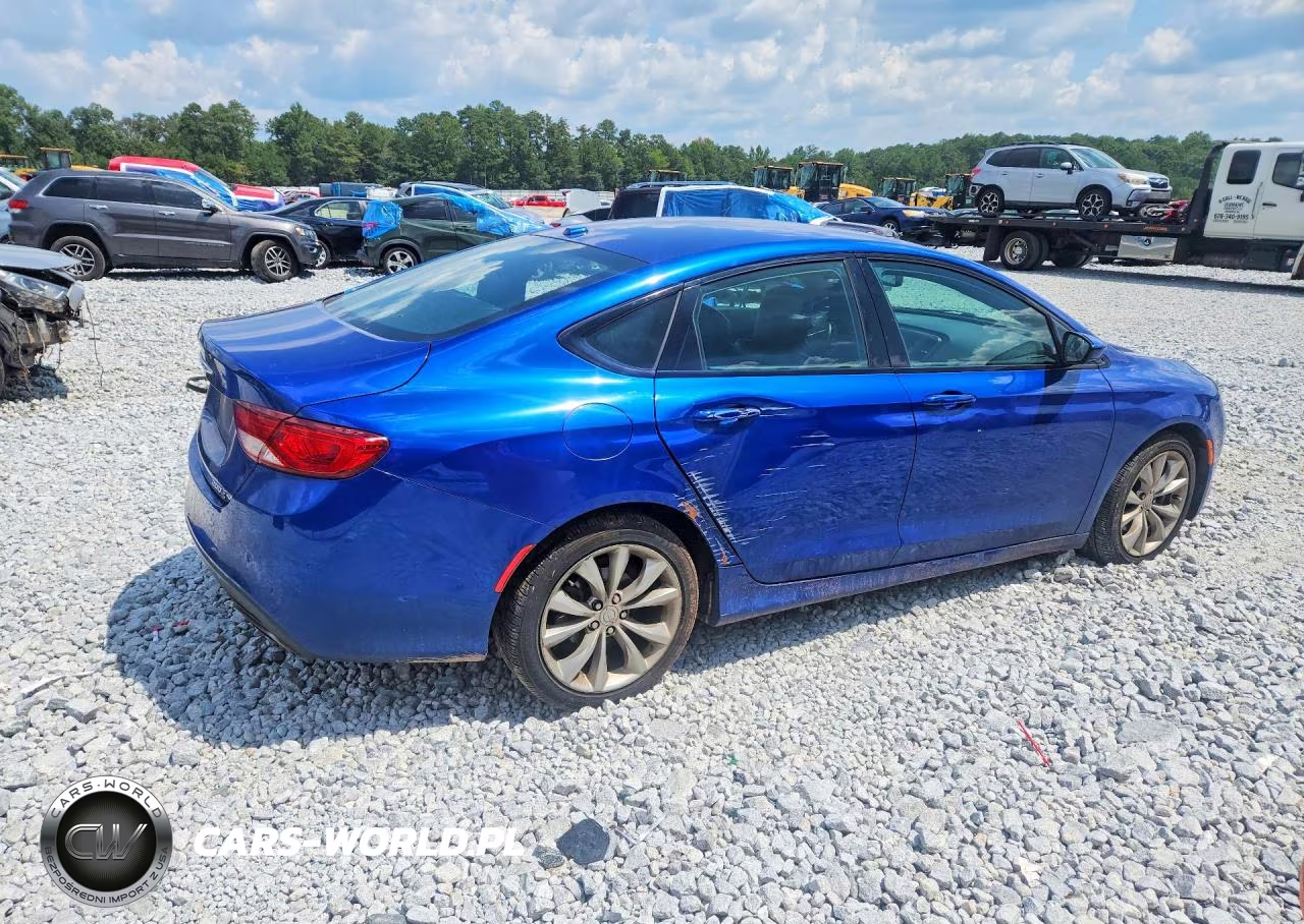 2015 Chrysler 200 S VIN:1C3CCCBB7FN680161 - 3