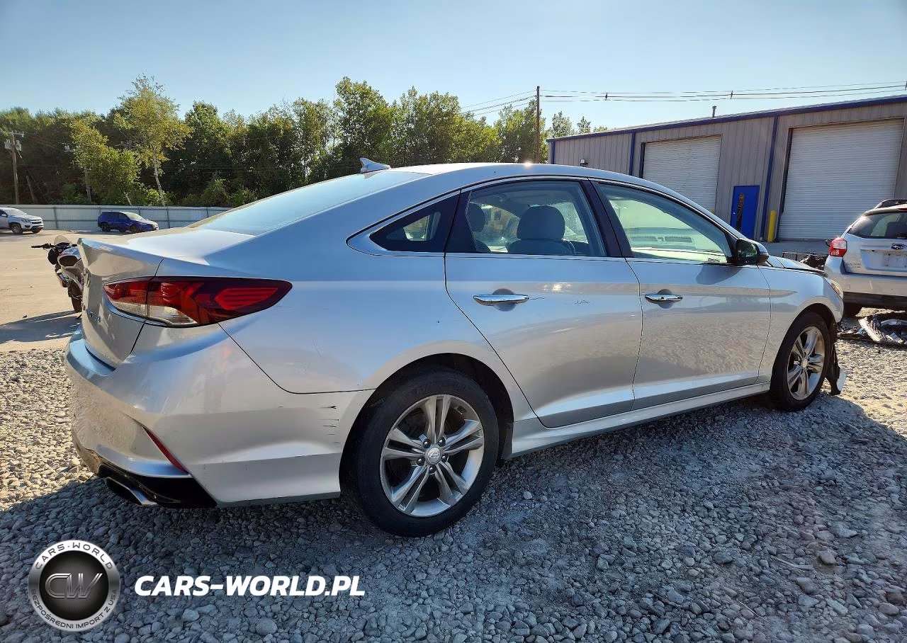 2018 Hyundai Sonata Sel VIN:5NPE34AF5JH606485 - 3