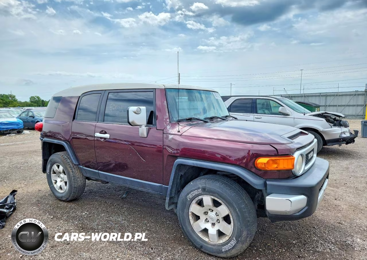 2007 Toyota Fj Cruiser Base VIN:JTEBU11F170098645 - 4