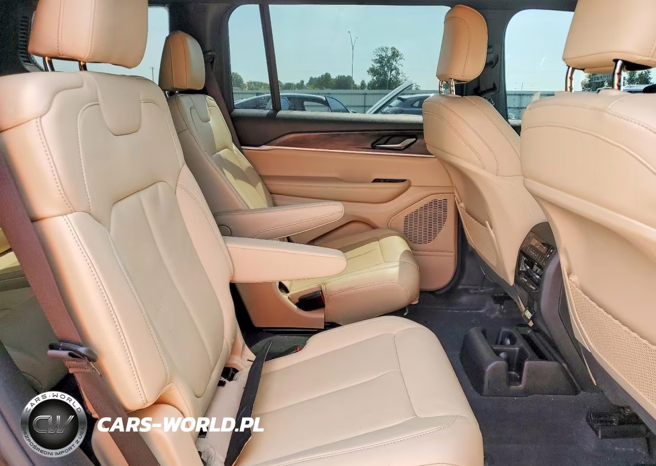 2023 Jeep Grand Cherokee L Limited VIN:1C4RJJBG9P8737116 - 11